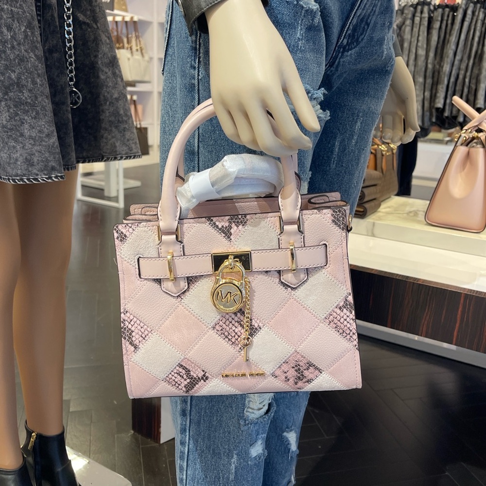 MICHAEL KORS Hamilton Sm Patchwork Snake Embossed Satchel Crossbody
Powder
NWT - Picture 11 of 16